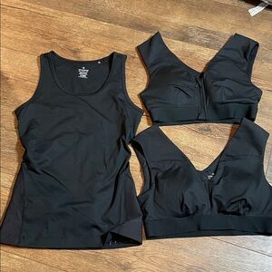 Sleek Black Women's Tank Top and Sports Bra Set